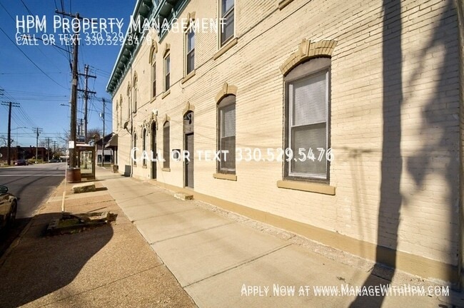 Building Photo - 2179 W 11th St