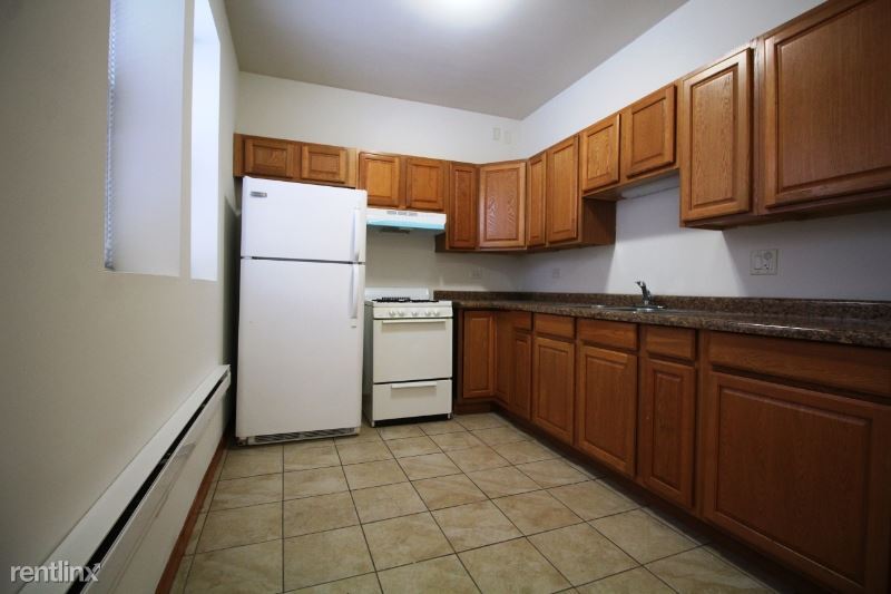 Primary Photo - 3310 W Palmer St