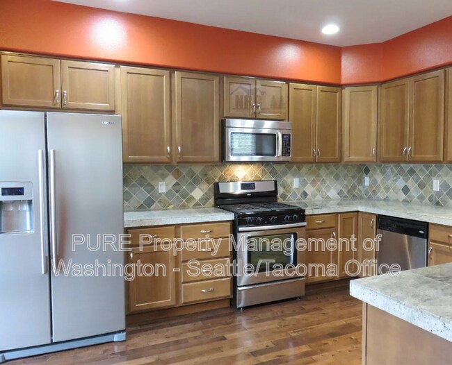 Foto del edificio - 4819 Rochelle St SE