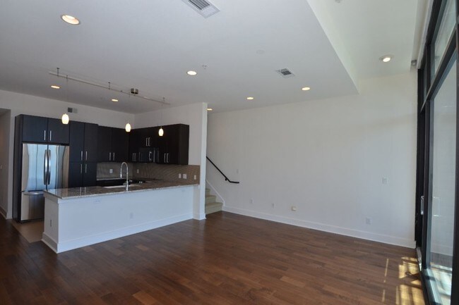 Building Photo - 1101 Ivean Pearson Rd