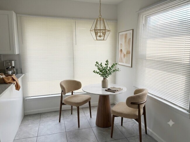 Foto del edificio - 55 Bloomfield Ln