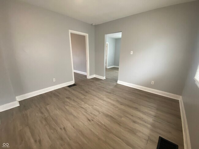 Foto del edificio - 1025 Sharon Ave