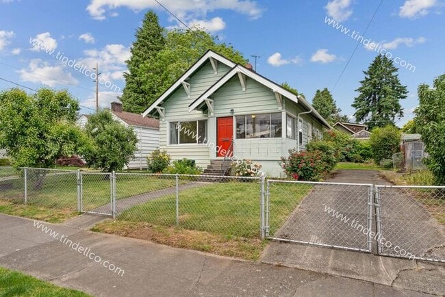 Building Photo - Charming 2-Bedroom Home in Overlook Neighb...