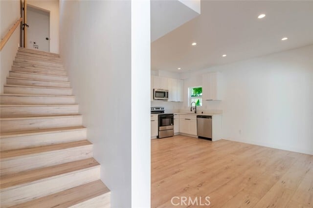 Foto del edificio - 6835 Yolanda Ave