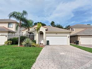 Building Photo - 3704 Woodfield Ct