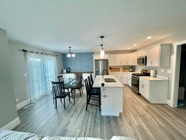 Foto del edificio - 309 N Breckenridge Rd