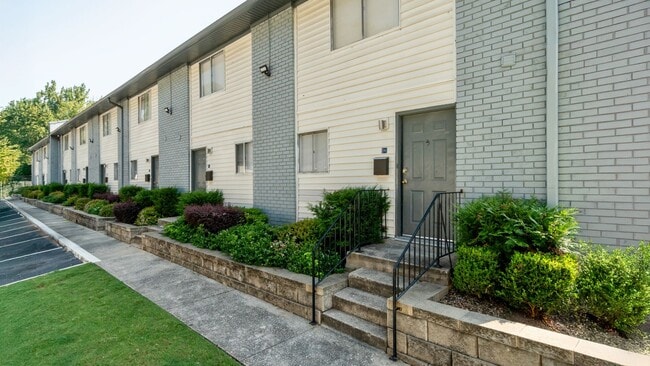 Building Photo - Crystal Townhomes