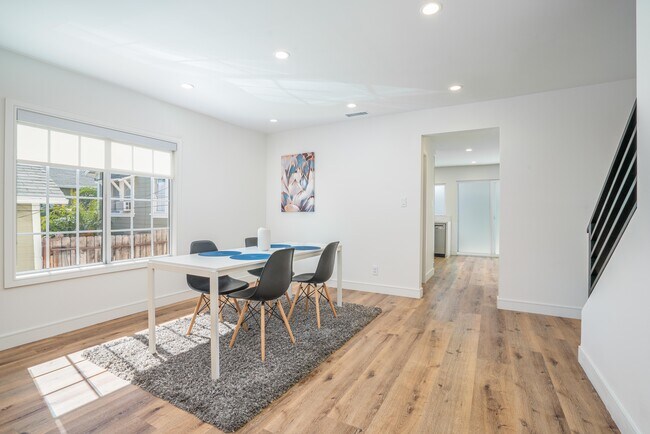 Foto del edificio - 1311 Talmadge St