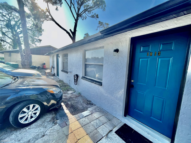 Foto del edificio - 3 br, 2 bath Duplex - 1013 57th Avenue Ter...