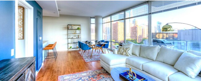 Foto del edificio - 729 S Clark St