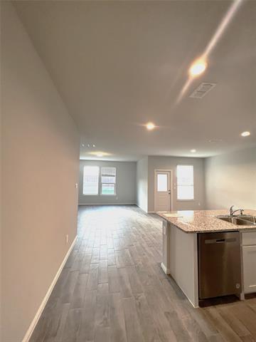 Foto del edificio - 8520 Acorn Cir