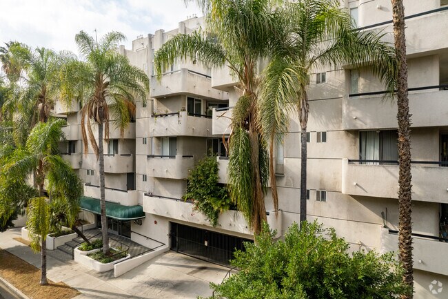 Foto del edificio - 525 S Berendo St