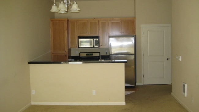 Building Photo - 6298 SW Grand Oaks Dr