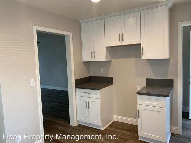 Foto del edificio - 13025 Lambert Rd