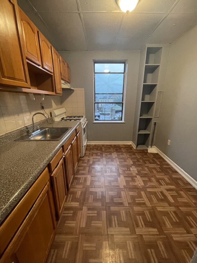 Foto principal - 324 44th St