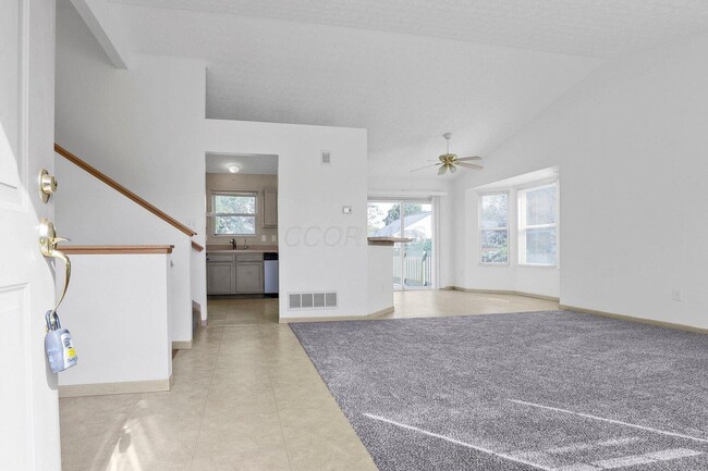 Building Photo - 706 Windy Hill Ln