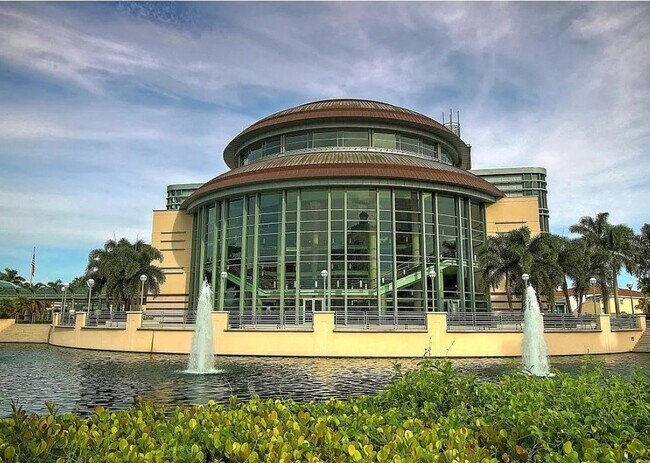 Foto del edificio - 9240 Green Meadows Way