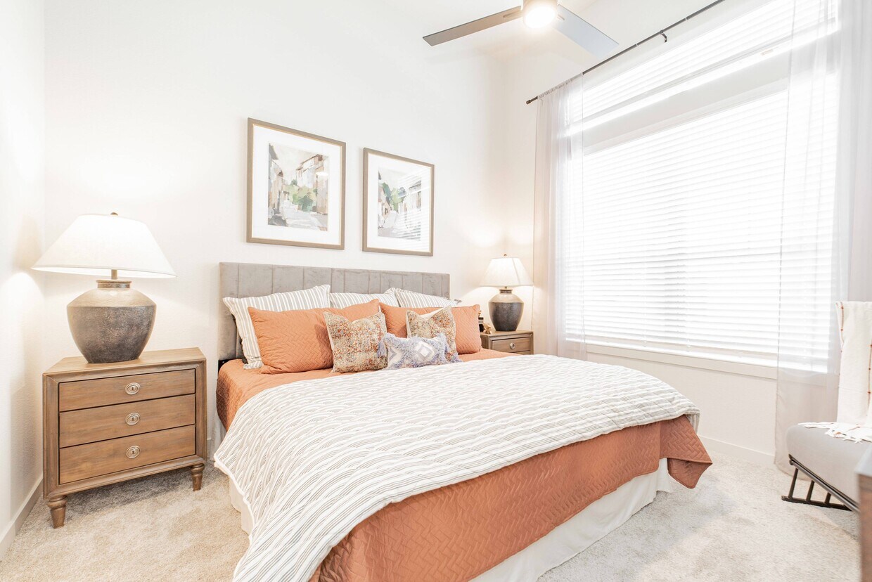 Elan Denton 1501 Northstar Rd Denton, TX