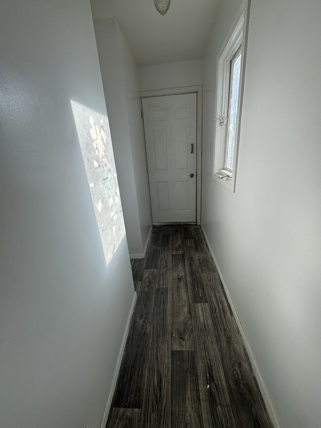 Foto del edificio - 647 W 48th Pl