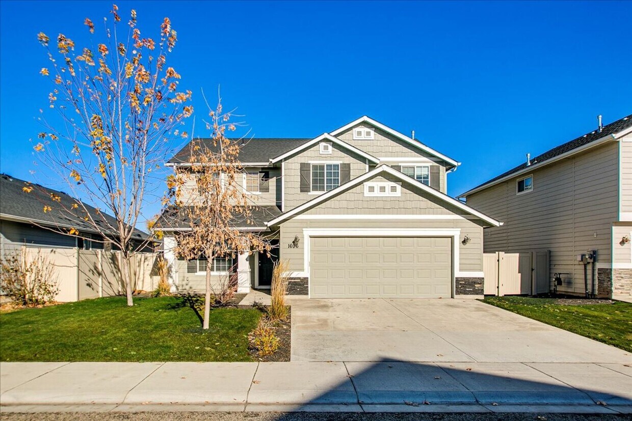 Newer Construction Two Story Home in Meridian House Rental in