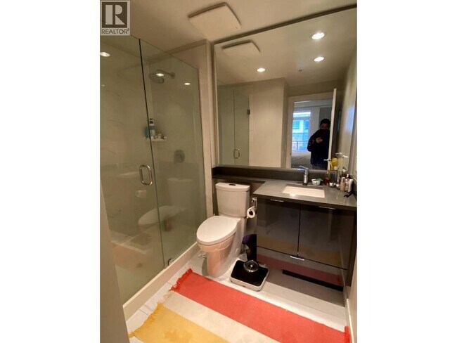 Photo du bâtiment - 9388 Tomicki Ave