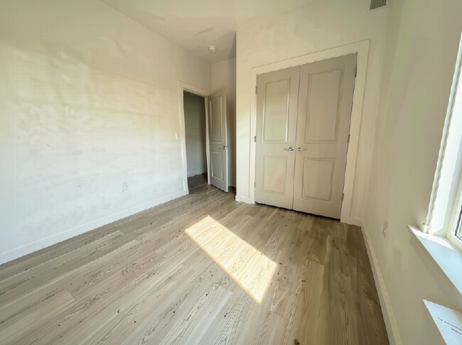 Building Photo - 2110 Charles Whitlow Ave