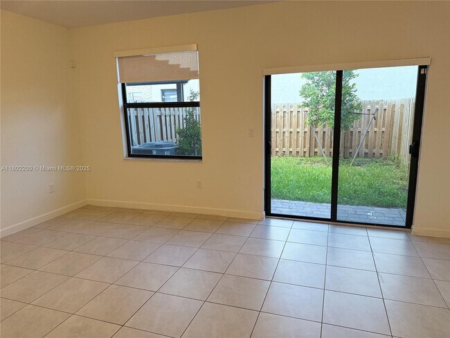 Foto del edificio - 23235 SW 129th Path