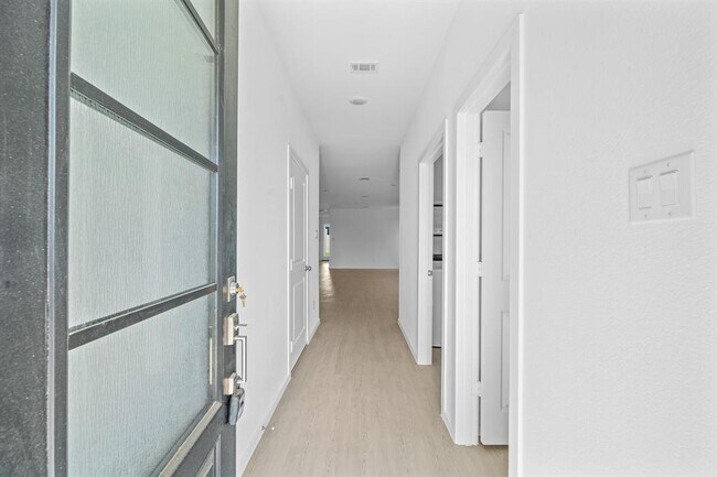 Foto del edificio - 6410 Laguna Terra Dr