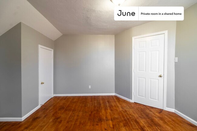 Foto del edificio - Room in Shared 4 bed/2 bath home in Newton Corner