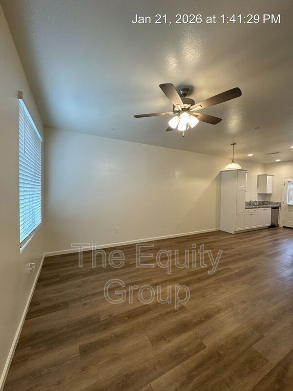 Foto del edificio - 414 S Summit St