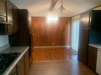 Building Photo - 2609 Farnell Dr