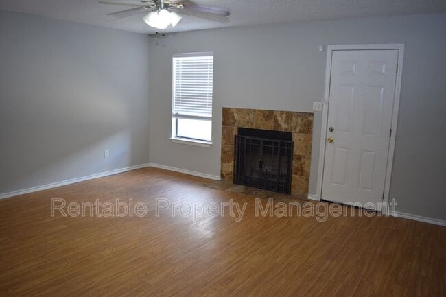 Photo - 3724 Cibolo Dr House