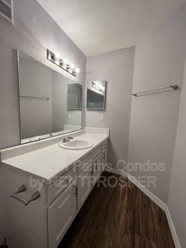 Building Photo - 4716 Walden Cir