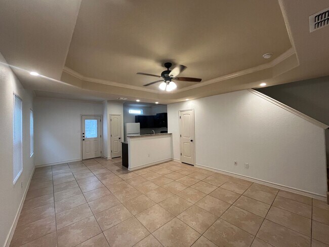 Building Photo - 6622 Mia Way