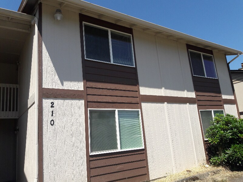 210 Chicago Blvd S Unit A, Pacific, WA 98047 Room for Rent in Pacific