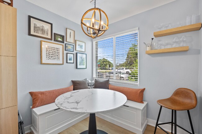 Foto del edificio - 3220 Albion St