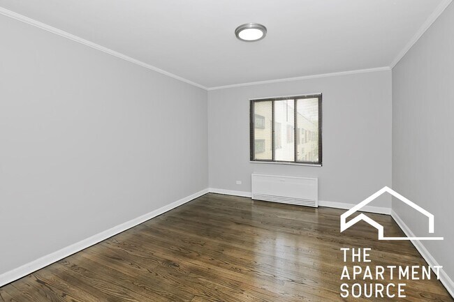 Building Photo - 10555 S Hale Ave