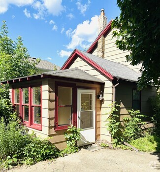 Building Photo - 3810 Jackson St NE