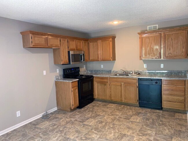 Foto del edificio - 16116 W 83rd Terrace