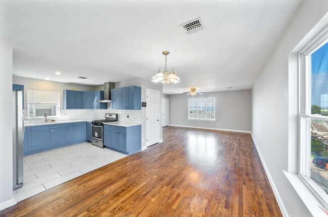 Foto del edificio - 7112 Durham Ave