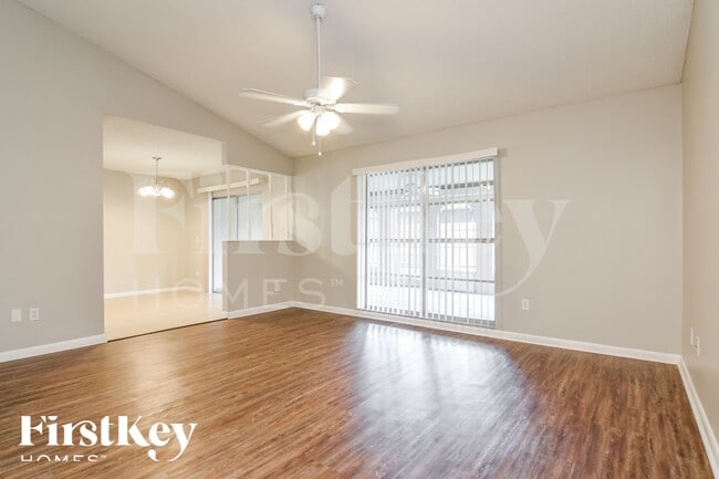 Building Photo - 4071 Forecast Dr