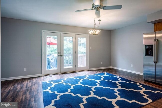 Building Photo - 4205 Fox Pointe Ct
