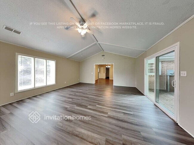 Foto del edificio - 812 E John St