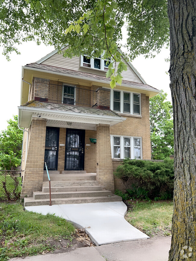 Building Photo - 1638 N 15th St