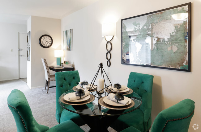 1HAB, 1BA - 613 ft² - Stage Coach / Olde Stage / Severn Square