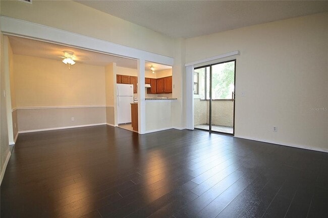 Foto del edificio - 2905 Antique Oaks Cir