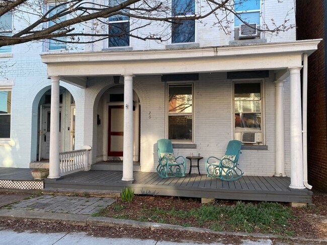 Building Photo - 26 S Davis Ave