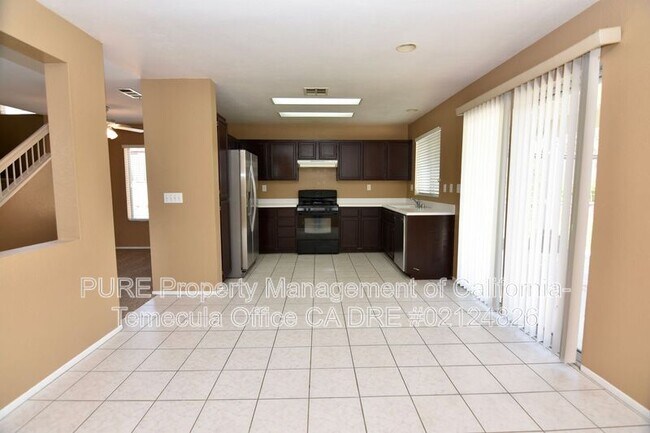 Building Photo - 45356 Escalante Ct
