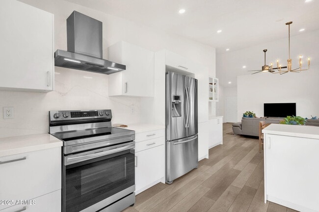 Building Photo - 6855 E Kings Ave