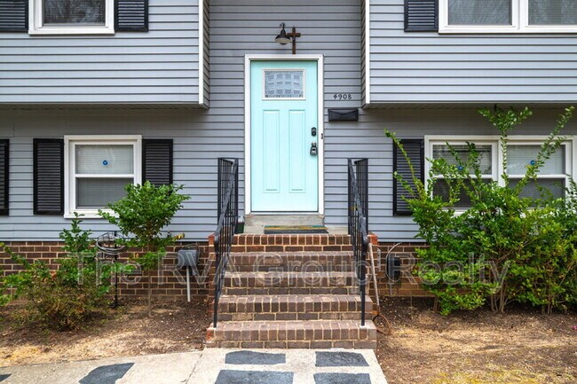 Foto del edificio - 4908 Rodney Rd